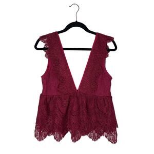 TOPSHOP Plunging Lace Peplum Top